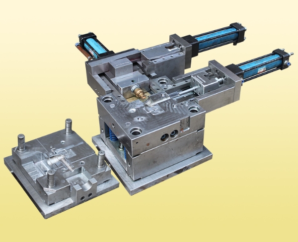 CUSTOMIZATION OF HARDWARE MOULDS