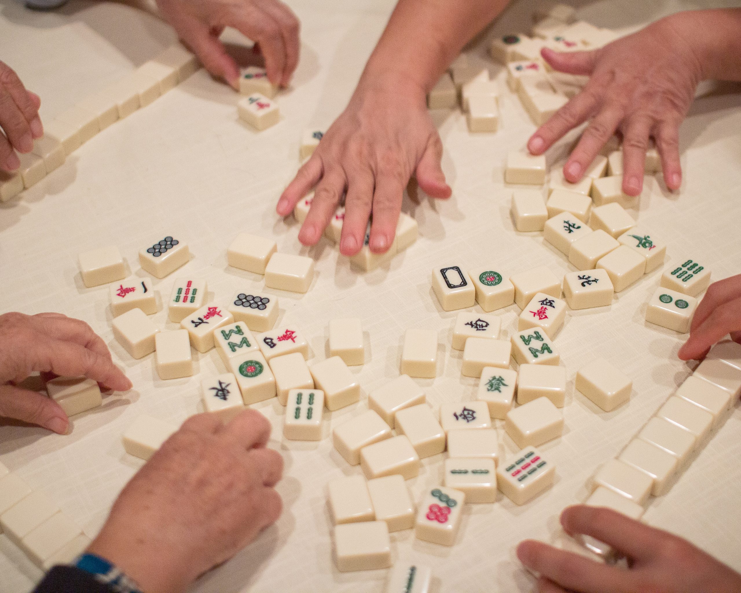 Title: Does the Hardware Store Sell Mahjong Tables? How Much Are They?