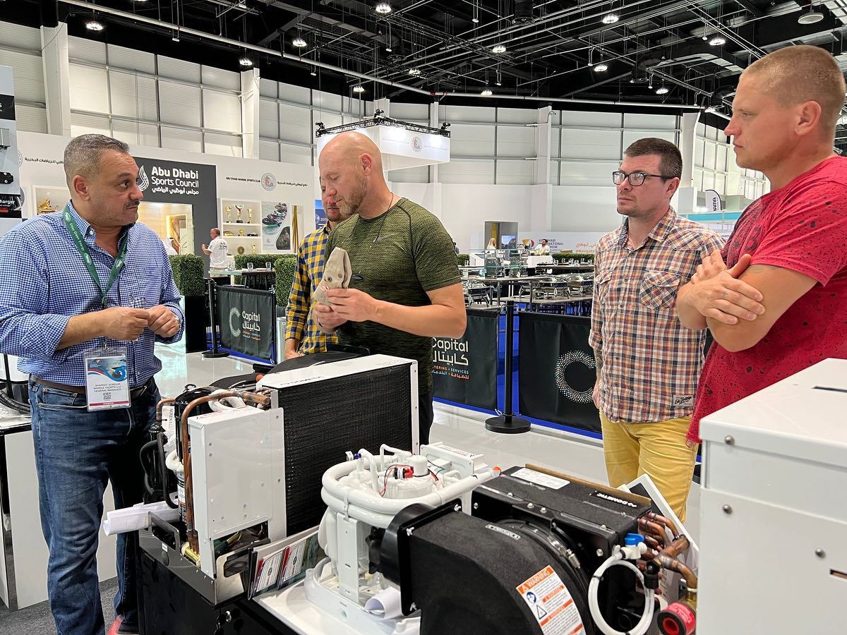 Title: The Prosperous World of Hardware and Electrical Wholesale Markets