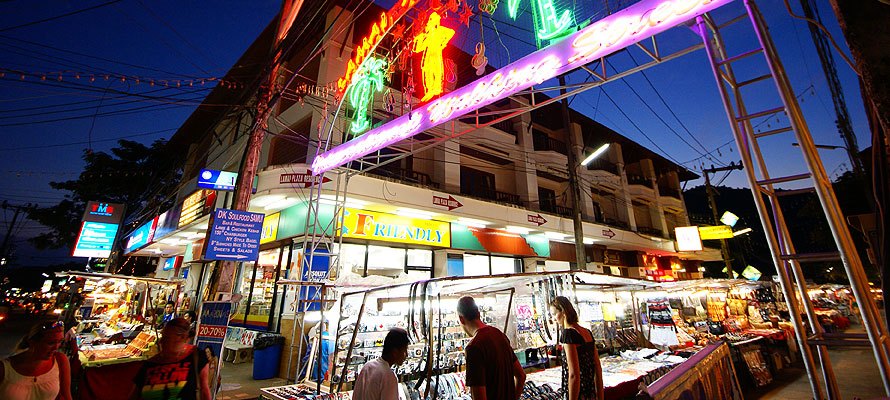 Night Market for Hardware and Miscellaneous Goods Wholesale