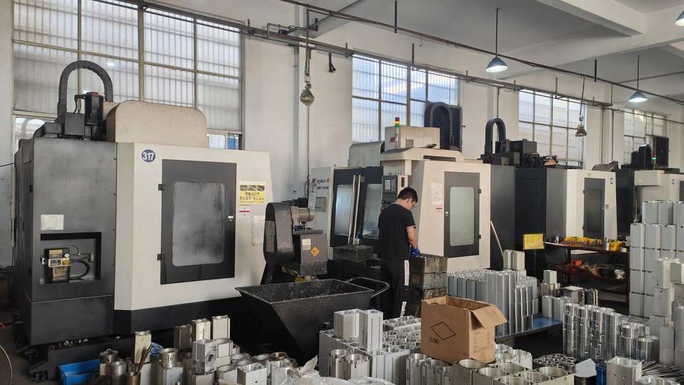 Title: Exploring the Quality of Hardware Accessories in Jiangxi at Direct Factory Prices