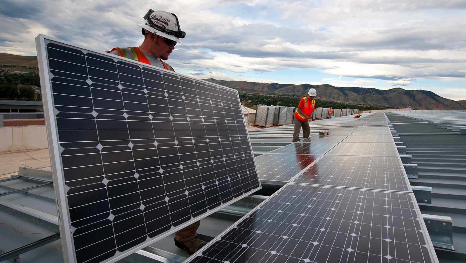 Title: Exploring the Scope of Solar-Powered Lighting in Hardware Stores: Is It Available? What Are the Options?