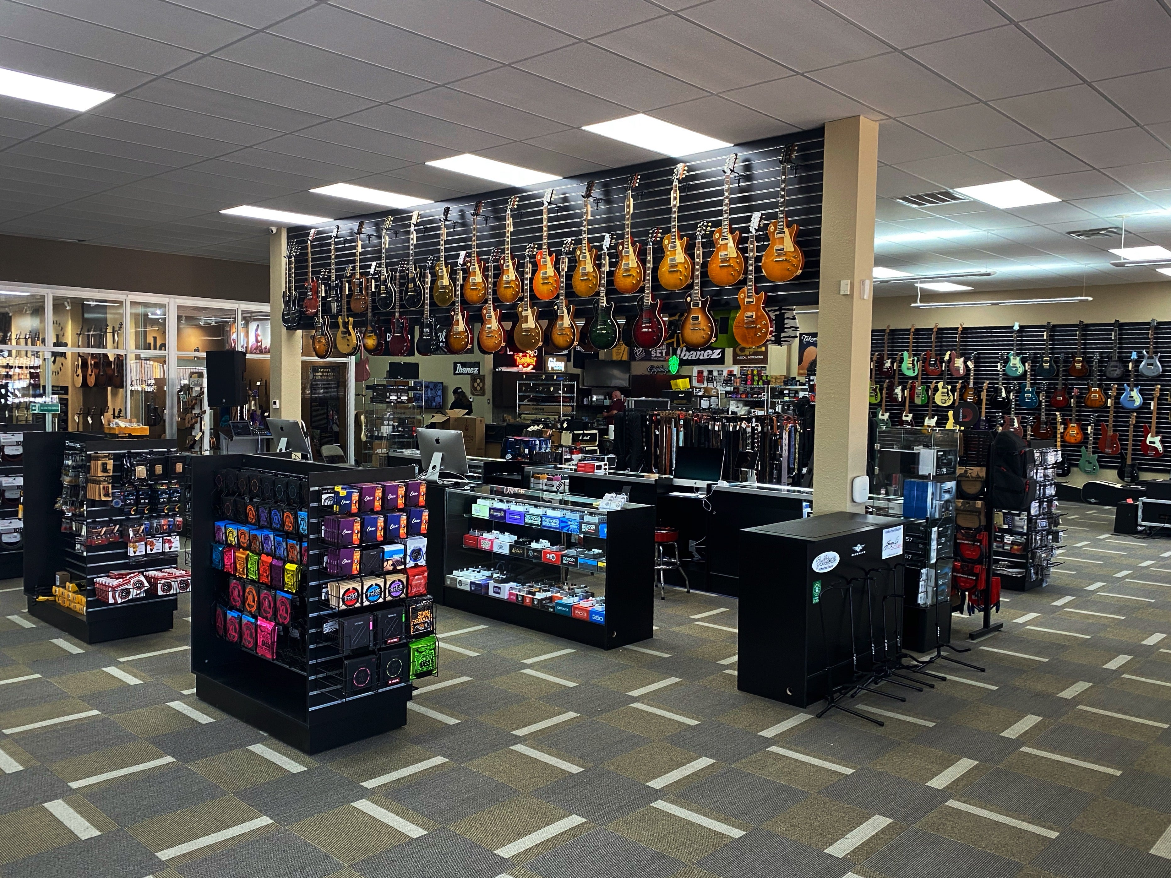 Hengdian Hardware Store: The Go-to Place for All Your DIY Needs