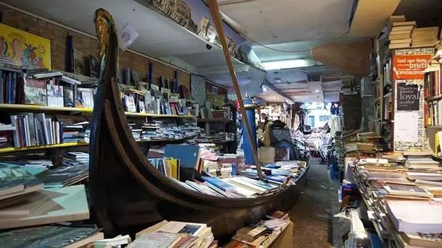 Stone Lion City Hardware Store: The Quintessential Hardware Experience