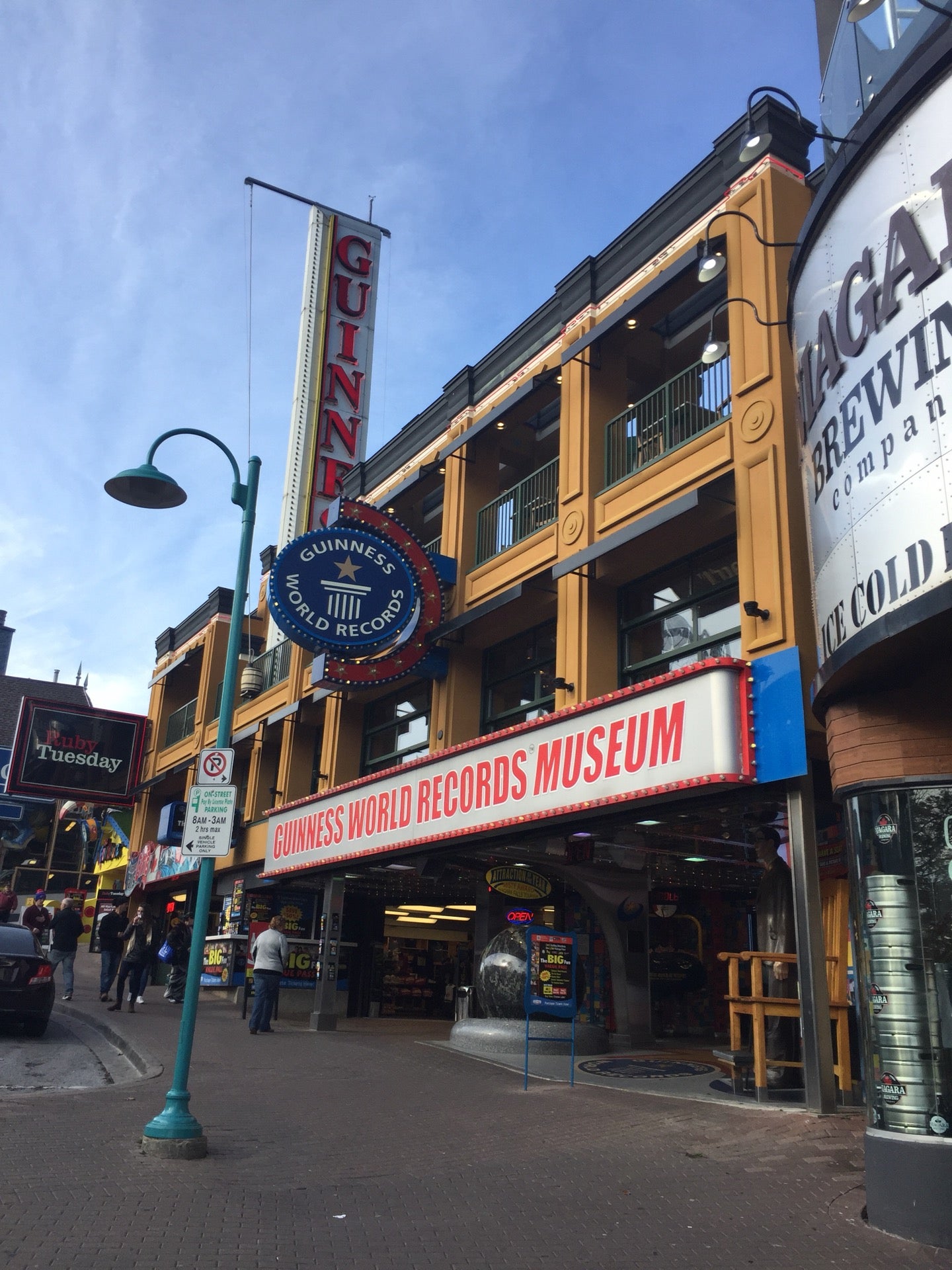 Title: Exploring the World of Hardware Wholesale at Local Street Vendors