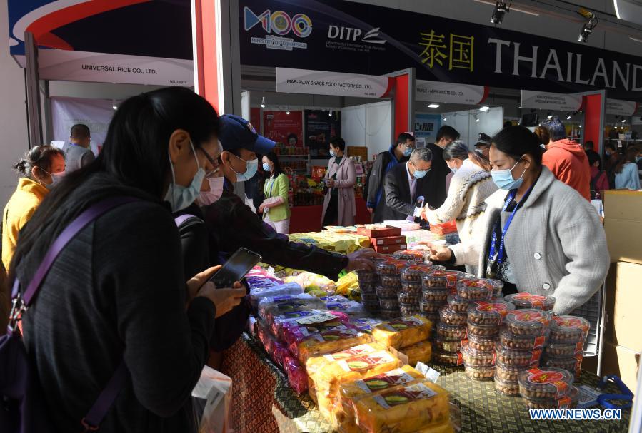 Title: Exploring the Wonders of Xingyang Hardware Wholesale Market