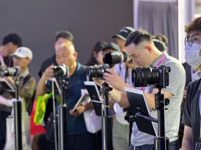 Shanghai Hardware Fittings Market