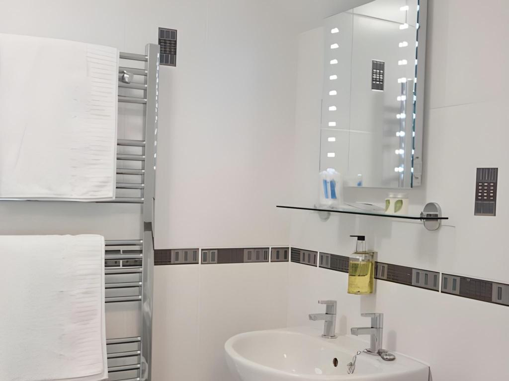 Bathroom Hardware Accessories: A Comprehensive Guide