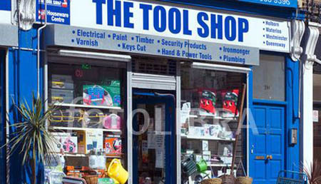 Title: The Vibrant Ecosystem of Metal Stores, Electrical Repair Shops and Hardware Stores near the五金店