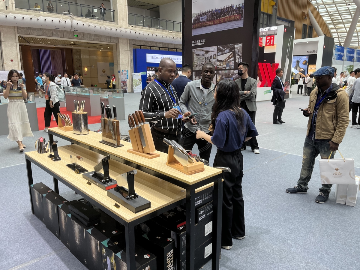 Title: Guangdong Custom Home Hardware Exhibition
