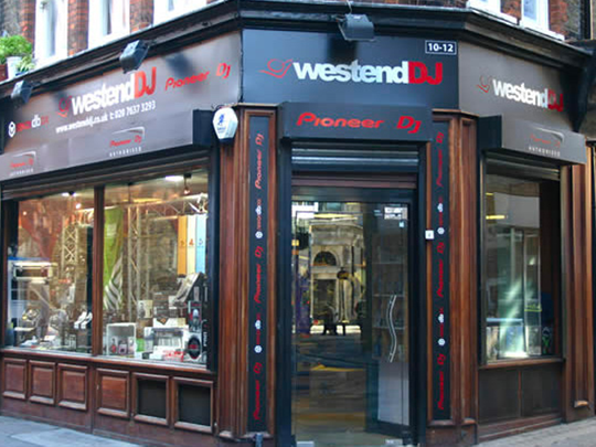 THE UNIVERSAL HARDWARE STORE