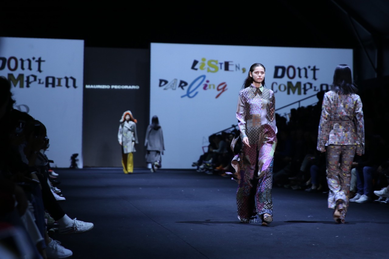 Title: Shanghai Fashion Hardware Accessories