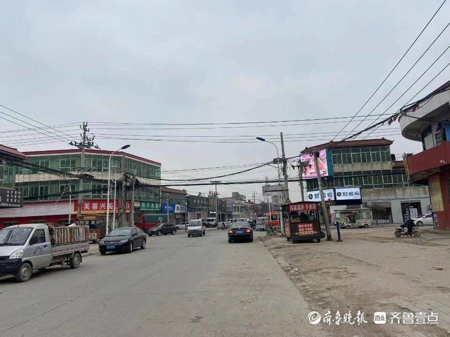 Title: 霸州五金配件厂，精湛工艺，卓越品质