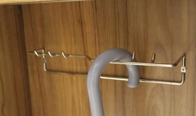 自贡铁丹家具五金批发价格， The Price Comparison for Zigong Tiedan Furniture Hardware Wholesale