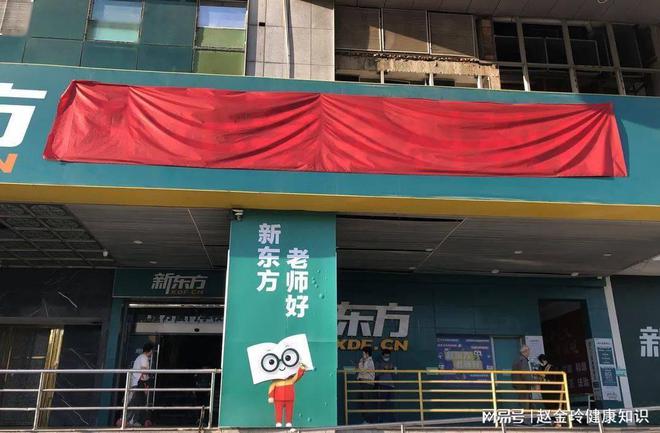 五金店女老板报案视频引发社会关注