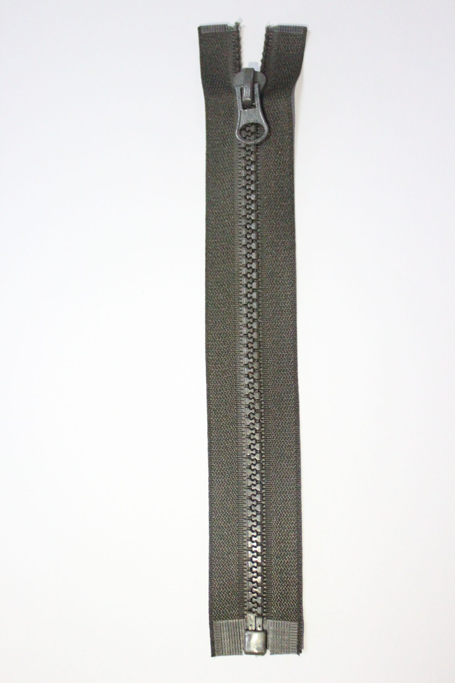 Display of Chinese-style Zipper Hardware in Anhui