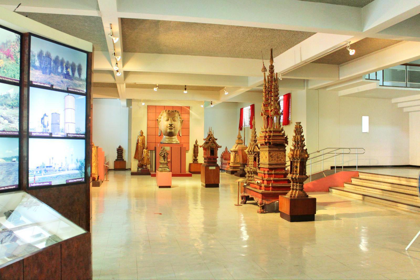 Exploring the Timeless Allure of Zhangguan Temple Hardware Store