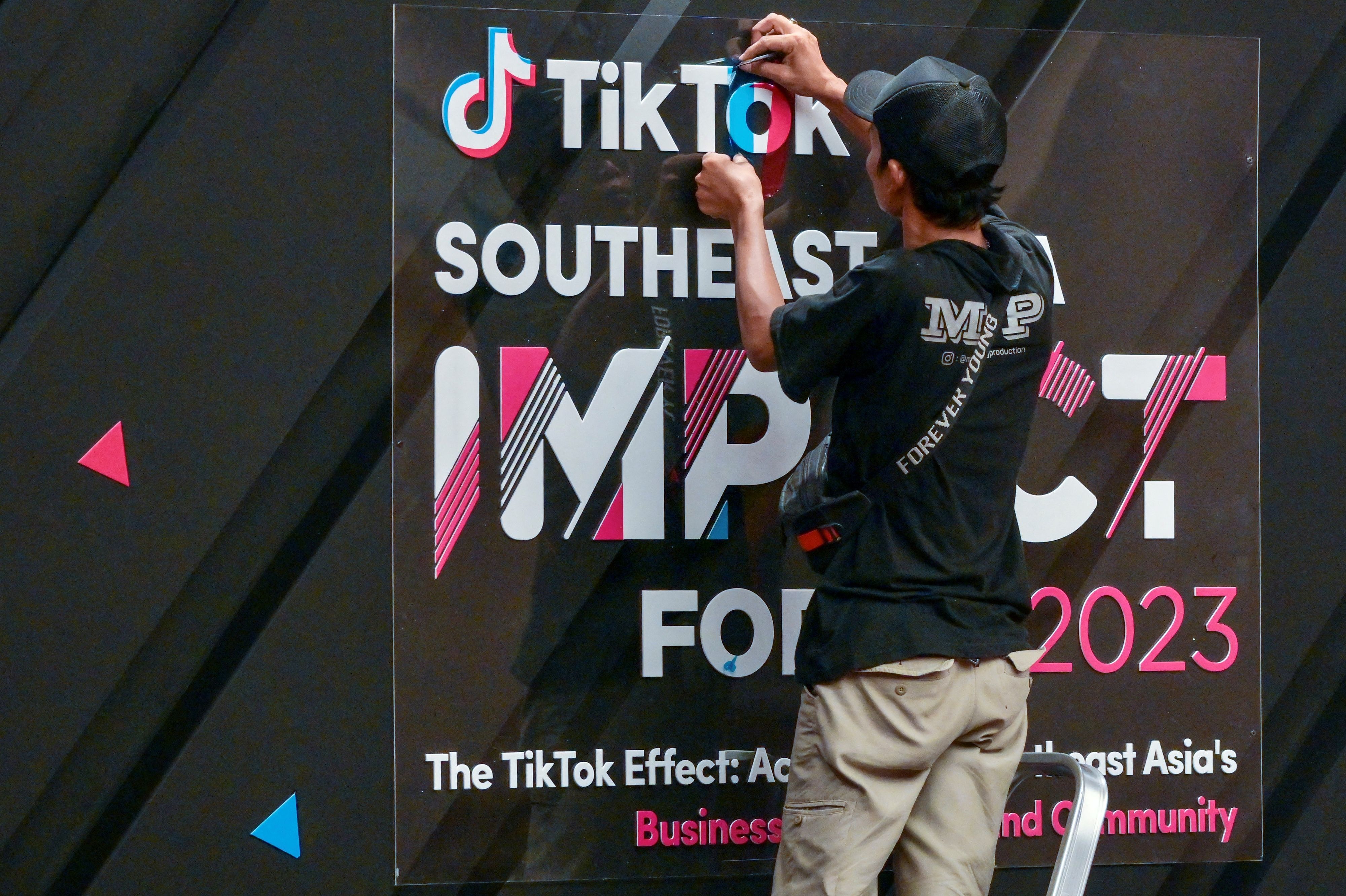 Exploring the World of Hardware Manufacturing in Guangzhou: A TikTok Journey