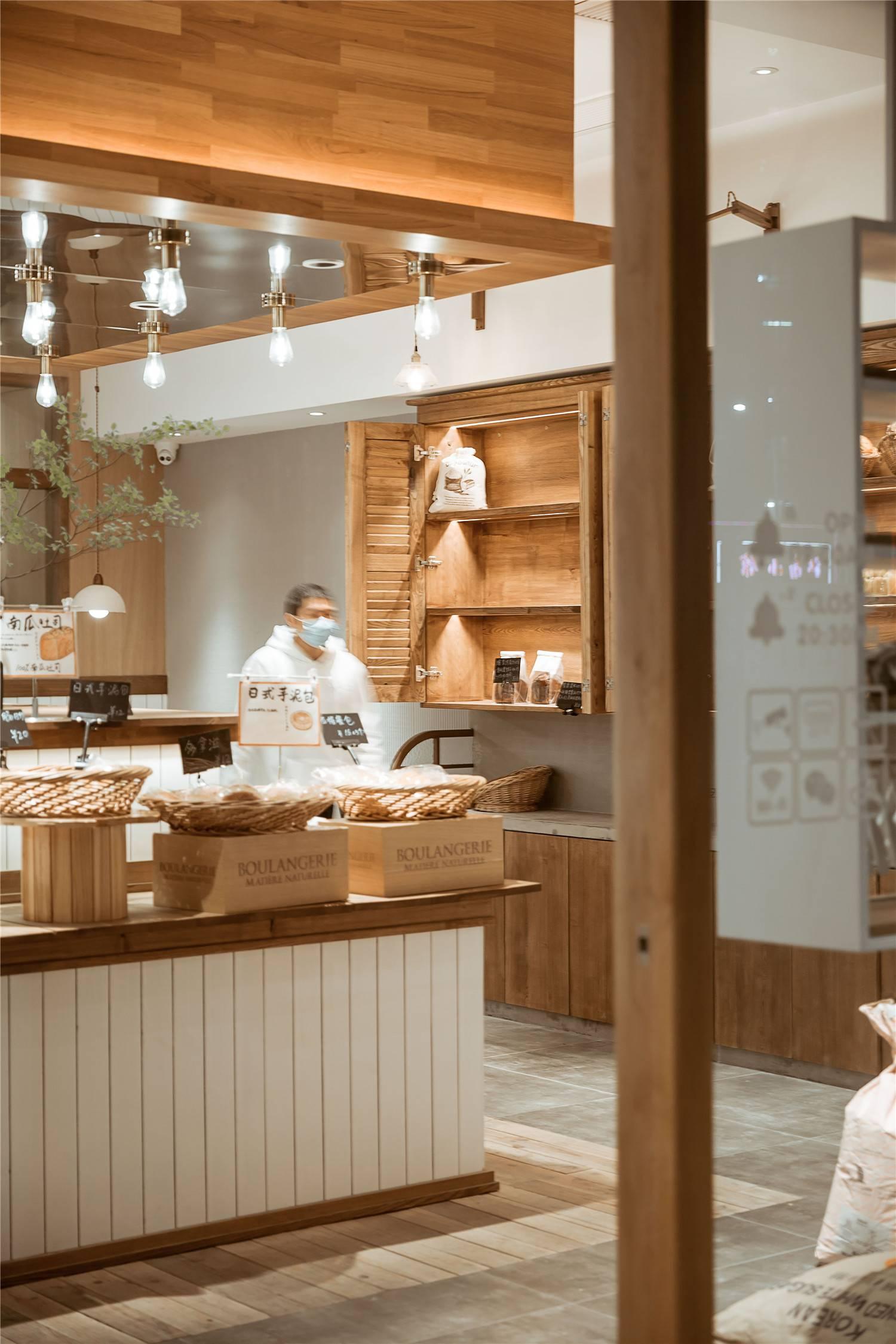 Crafting Custom Storage Cabinets for the Kitchen: A Picture Gallery