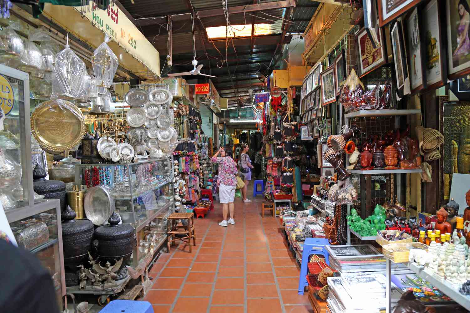 Exploring the Hardware Shops of Cambodia: A Cultural and Commercial Destination