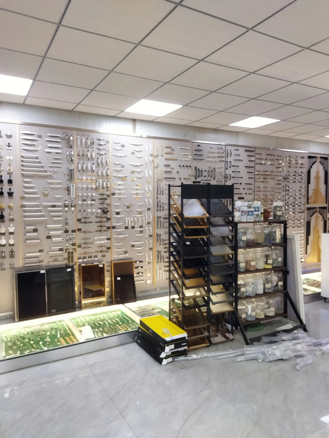 全屋定制五金展示墙