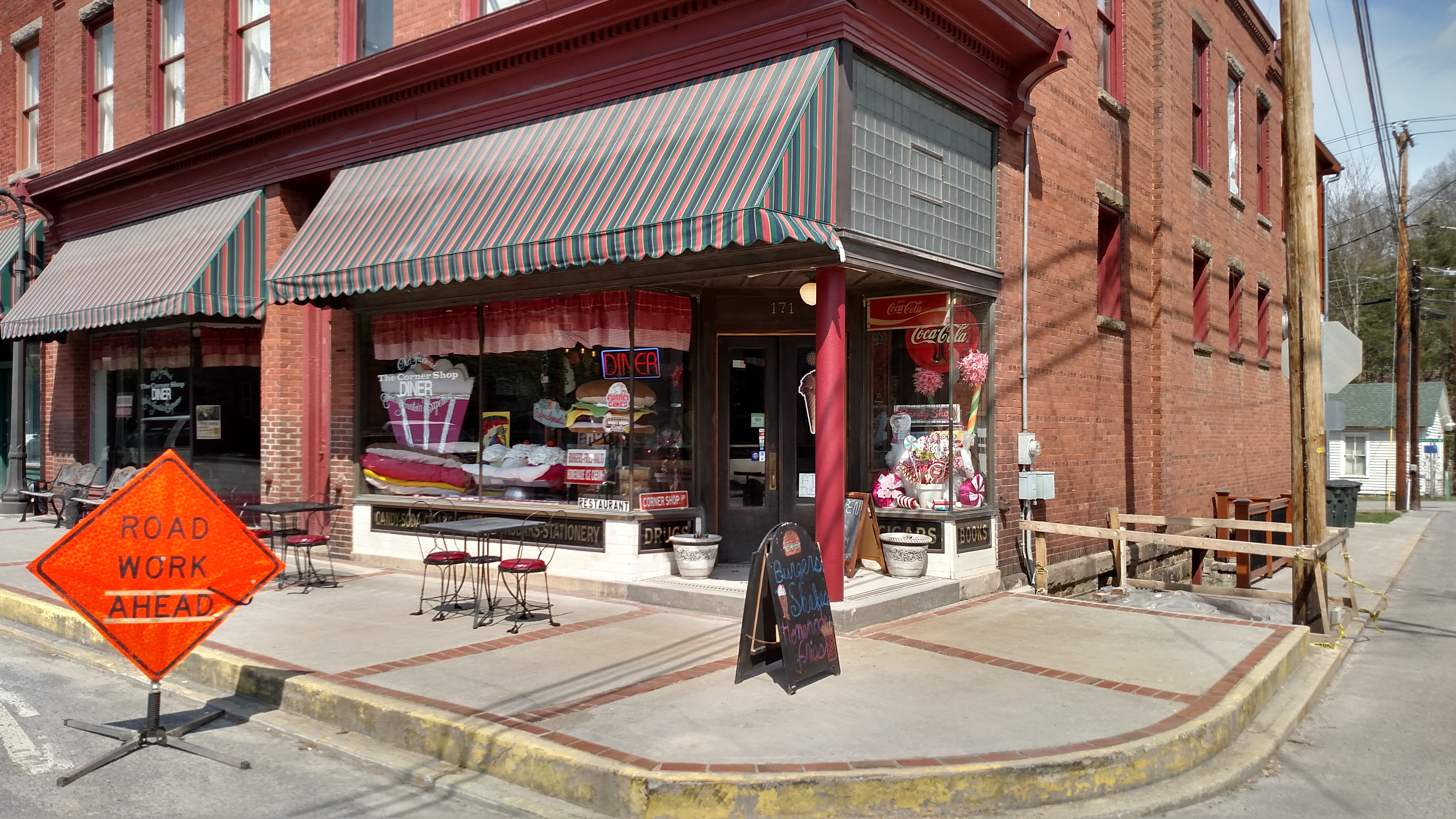 The Location of Gongming Old Street Hardware Store