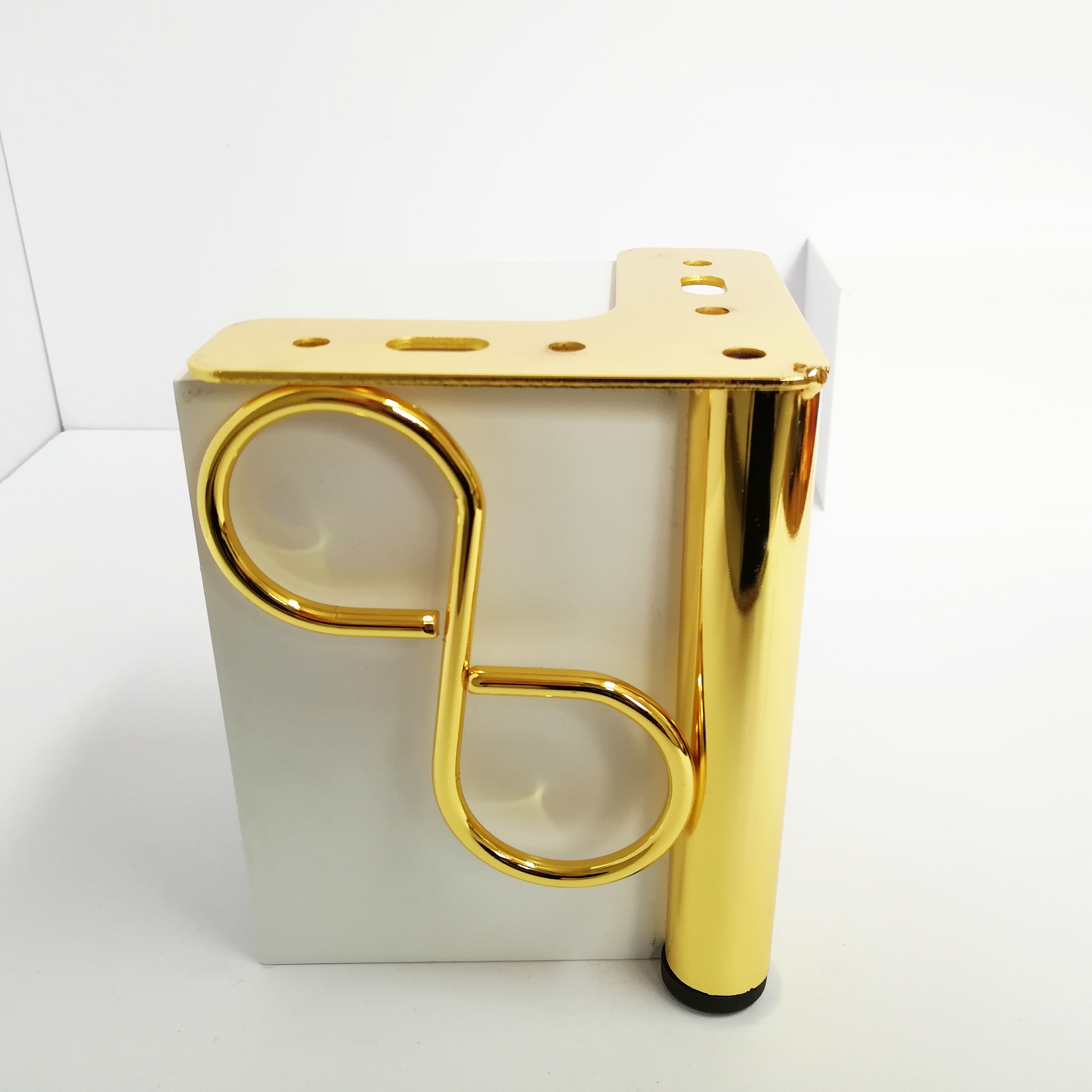 Custom Hardware by GoldenTide