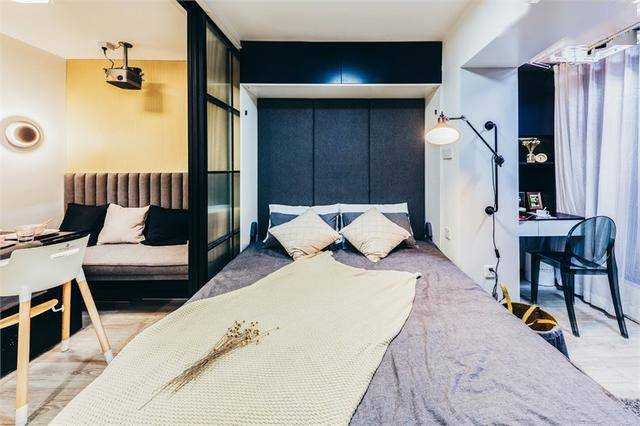 Folding and Rising Bed Hardware Manufacturers