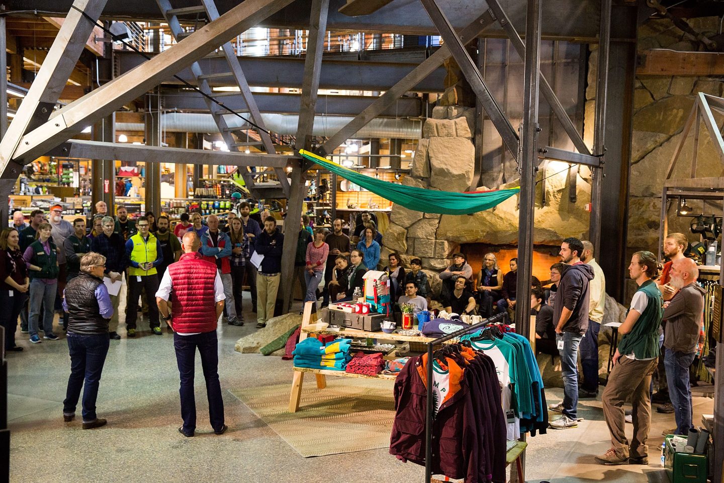 Revolutionizing Village Hardware Stores: The Rise of Live Streaming in Rural Commerce