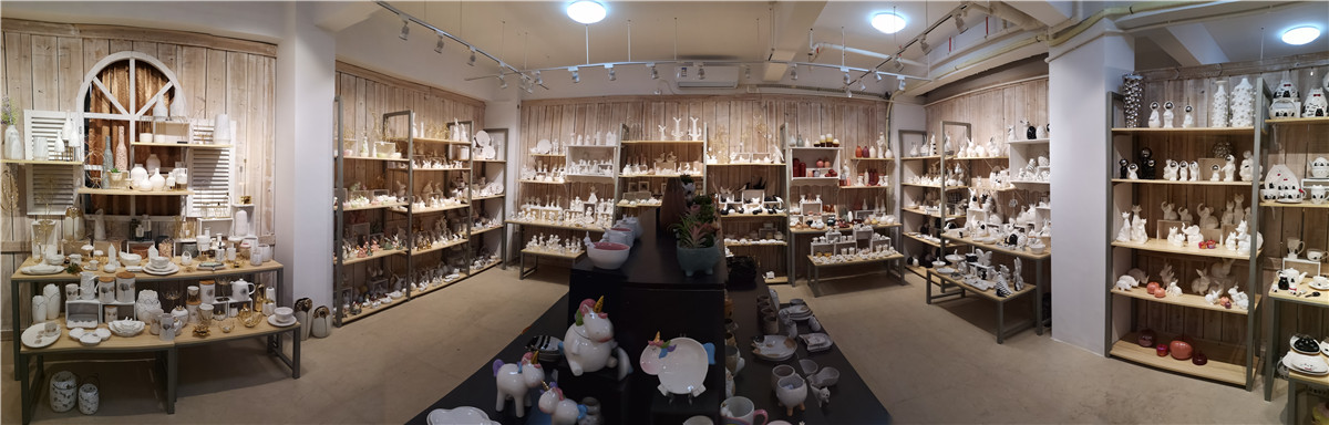 Opening a Hardware Store for Decoration Materials in Huaibei