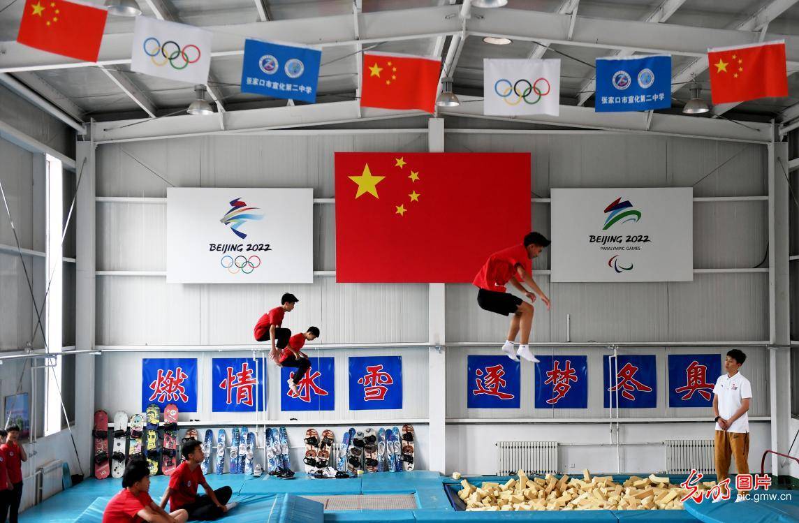 五金店2012 Olympics: A Small Business Triumphing over Big Events