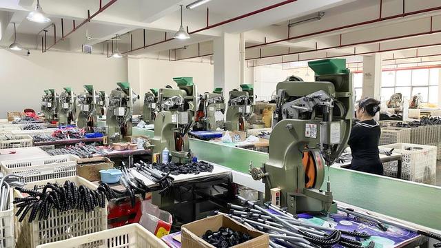 Yongchuan Hardware Accessories Factory