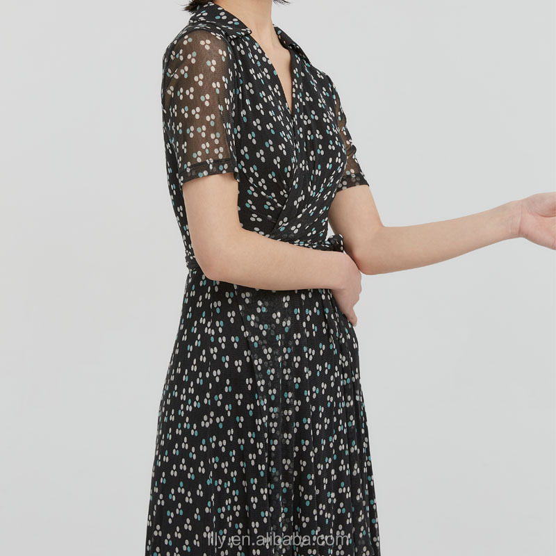 Chic and Stylish Zhongshan Hardware Brand Dress Store: A Fashion Haven for Ladies