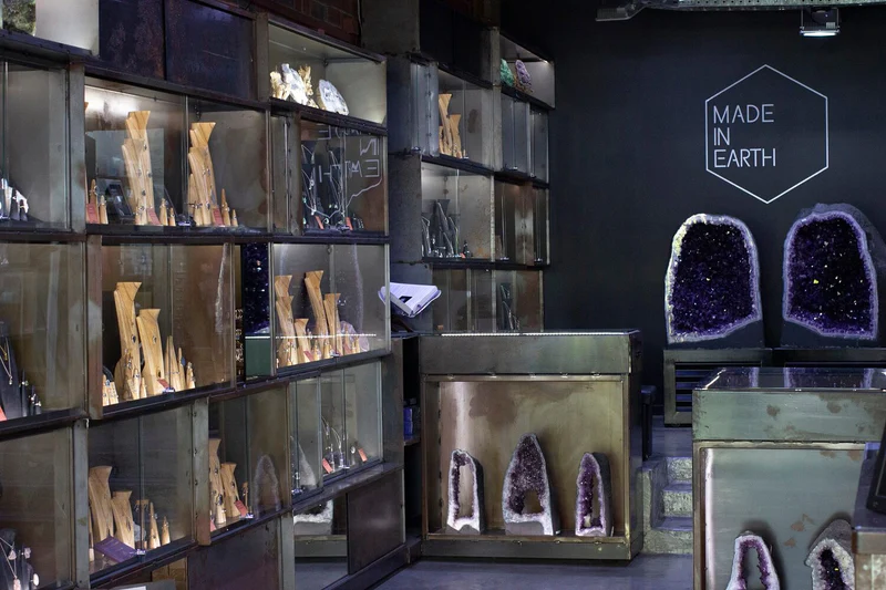 The Marvelous Xiaoge Hardware Store: A Treasure Trove of Quality Craftsmanship