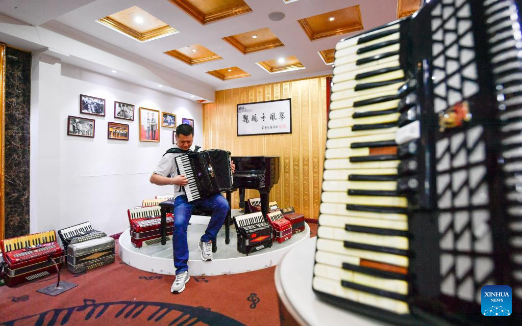Exploring the Timeless Charm of Xianju Xuwen Hardware Store