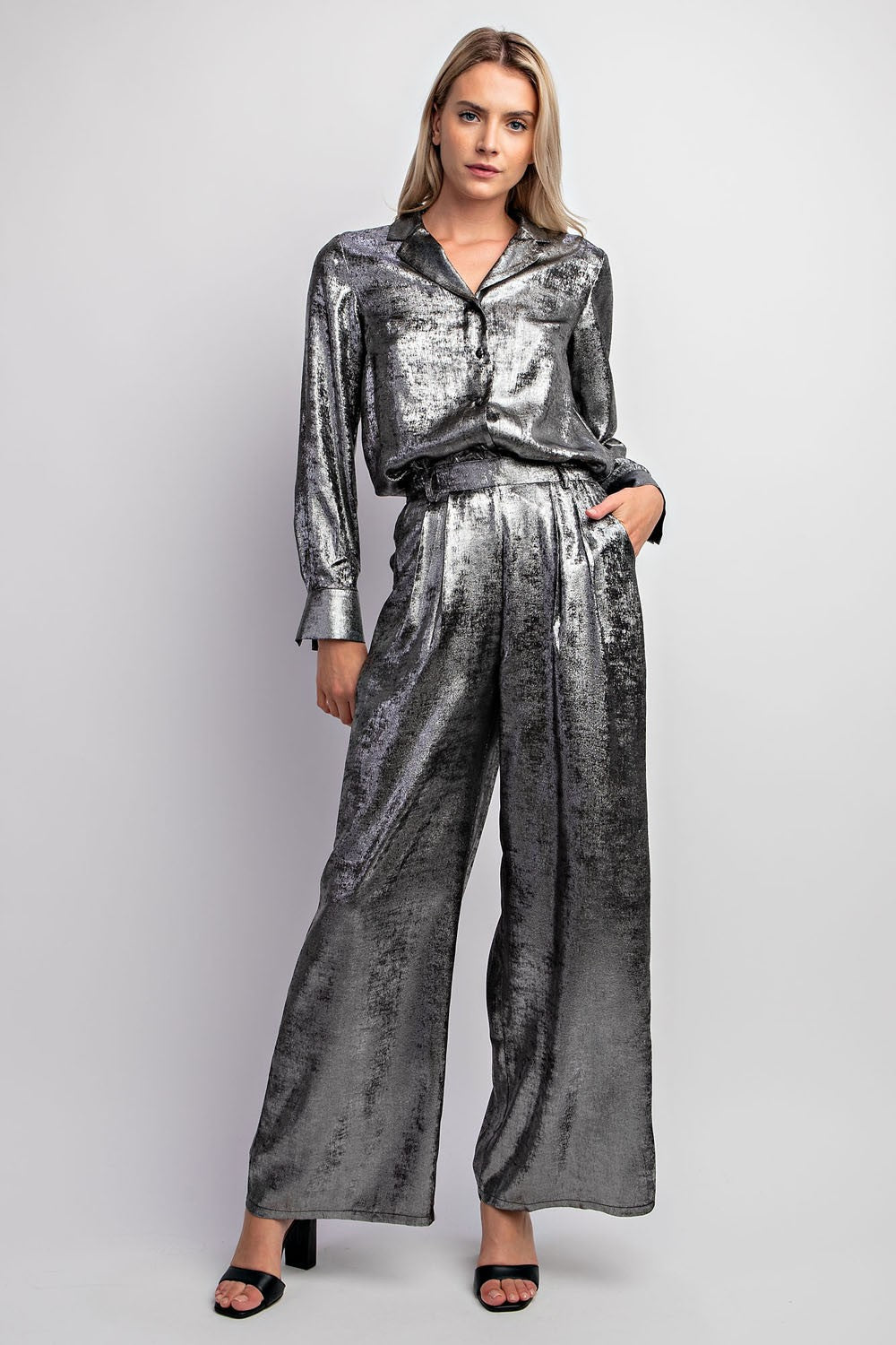 Customizing Five-Metal Pants: A Unique Fashion Journey