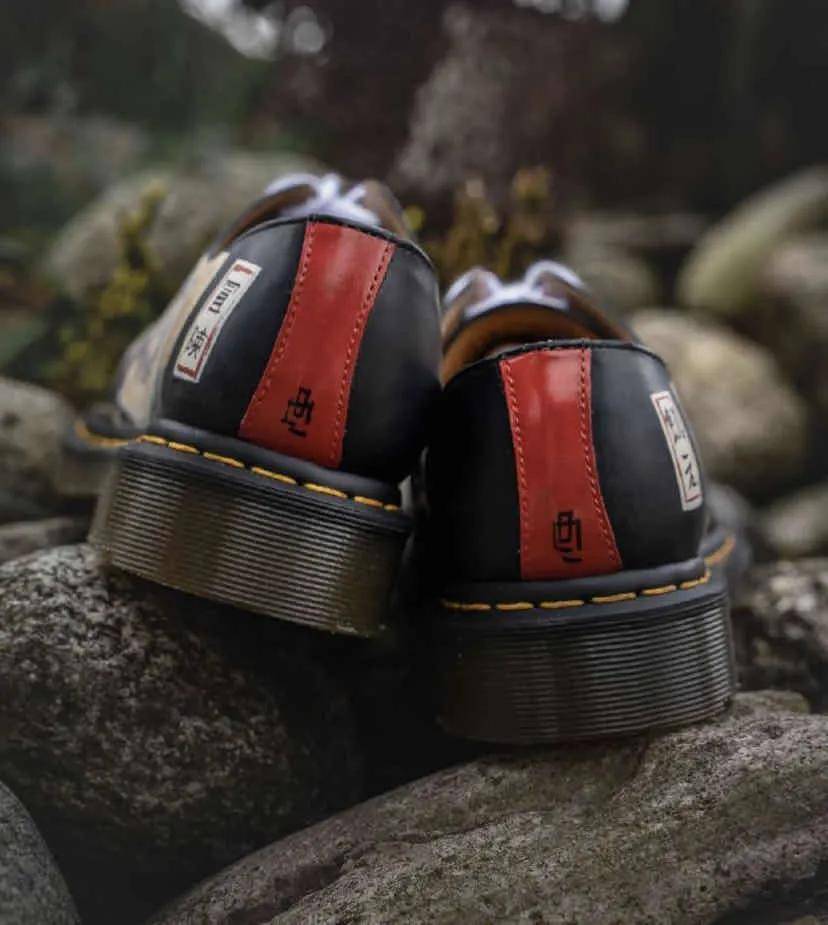 Custom Leather Belts with Five-Golden Buckles