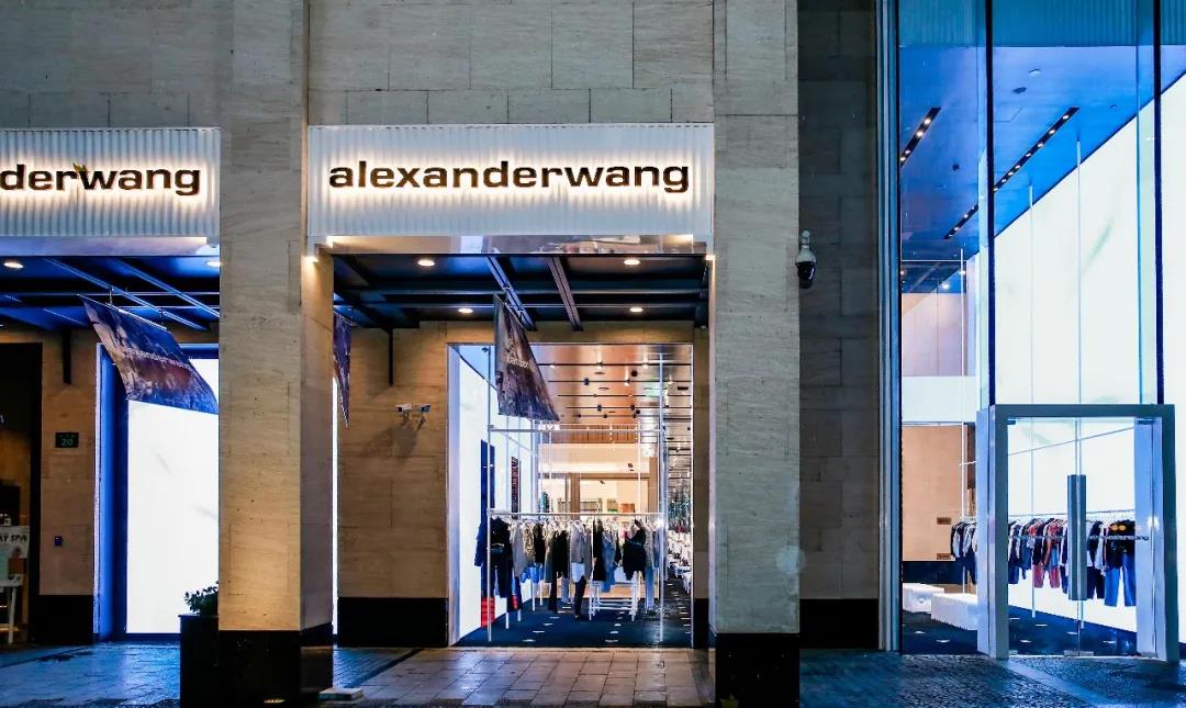 Exploring the Vibrant World of Yang Xing Hardware Store