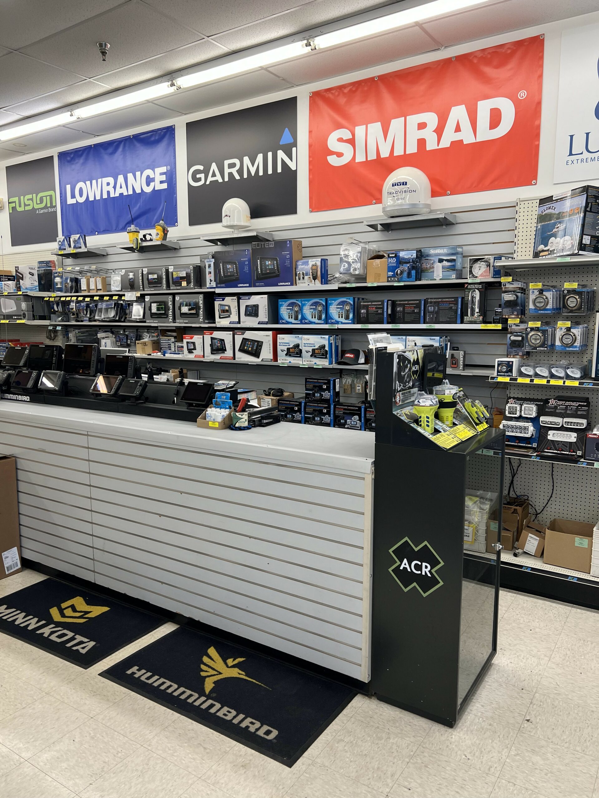 The Placement of Electronic Scales in a Hardware Store