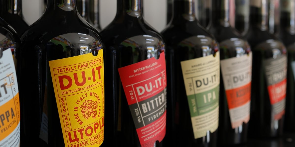 Creating a Unique Wine Experience with Lichuang Hardware Maotai Custom-Made Liquor