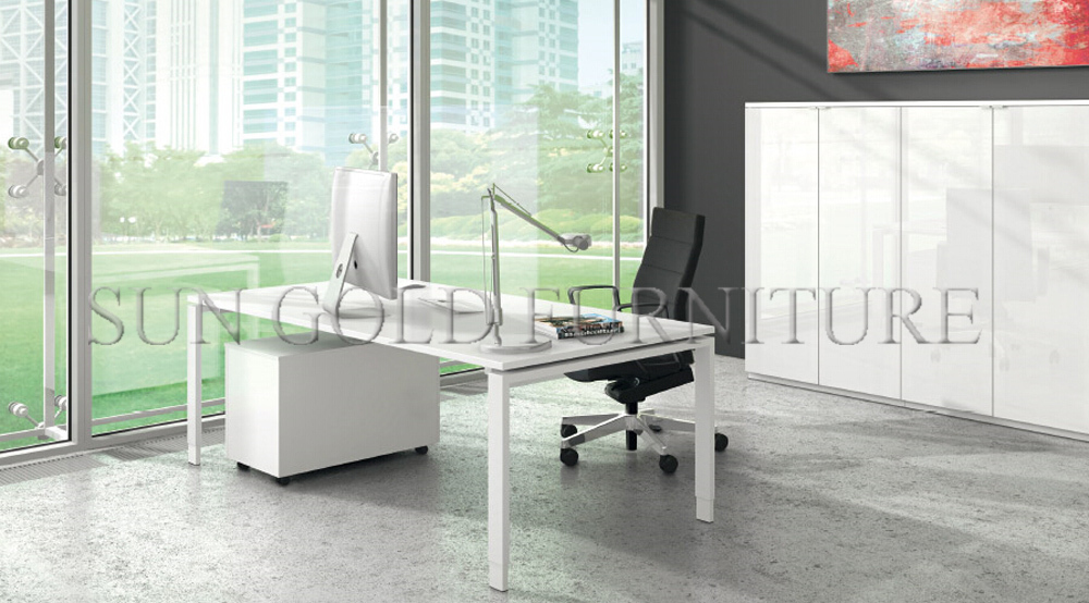 The Art of Crafting Premium Foldable Office Desk Hardware