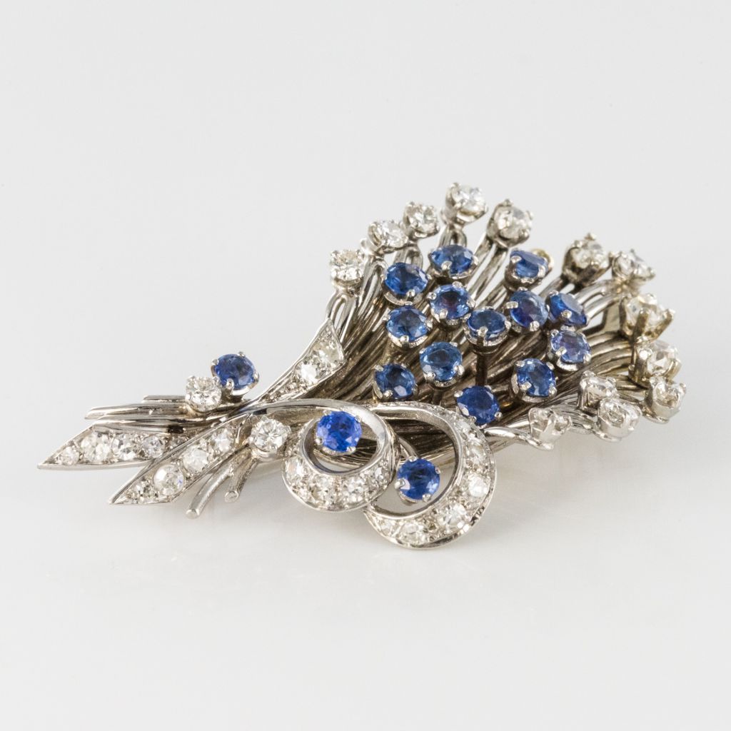 Customized Five-Gold Diamond Rings: Unique Jewelry for Unique Love Stories