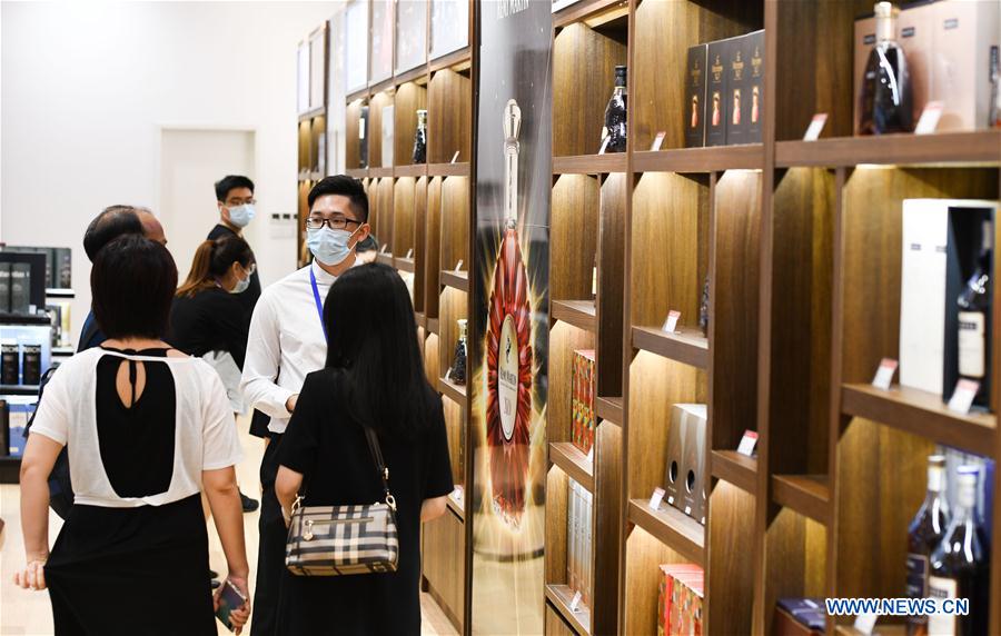 Where are the Hardware Stores in Shantou, Chaozhou, and Jieyang?