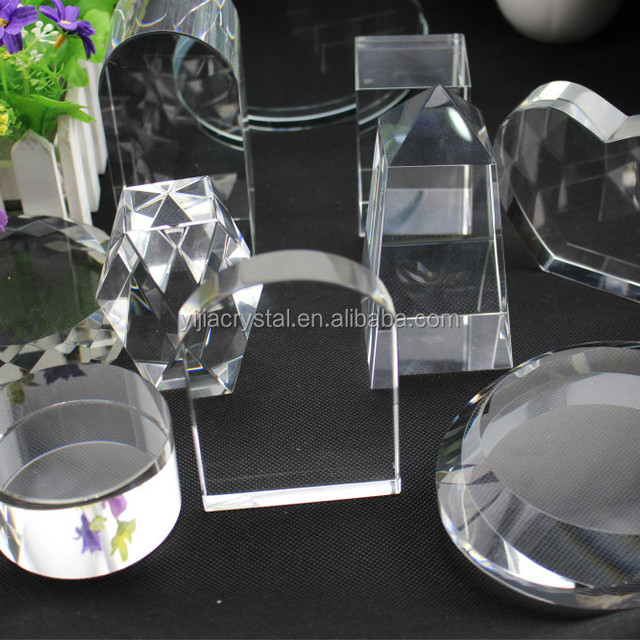 Exploring the Art of Liuzhou Glass Hardware: An Industrial Masterpiece