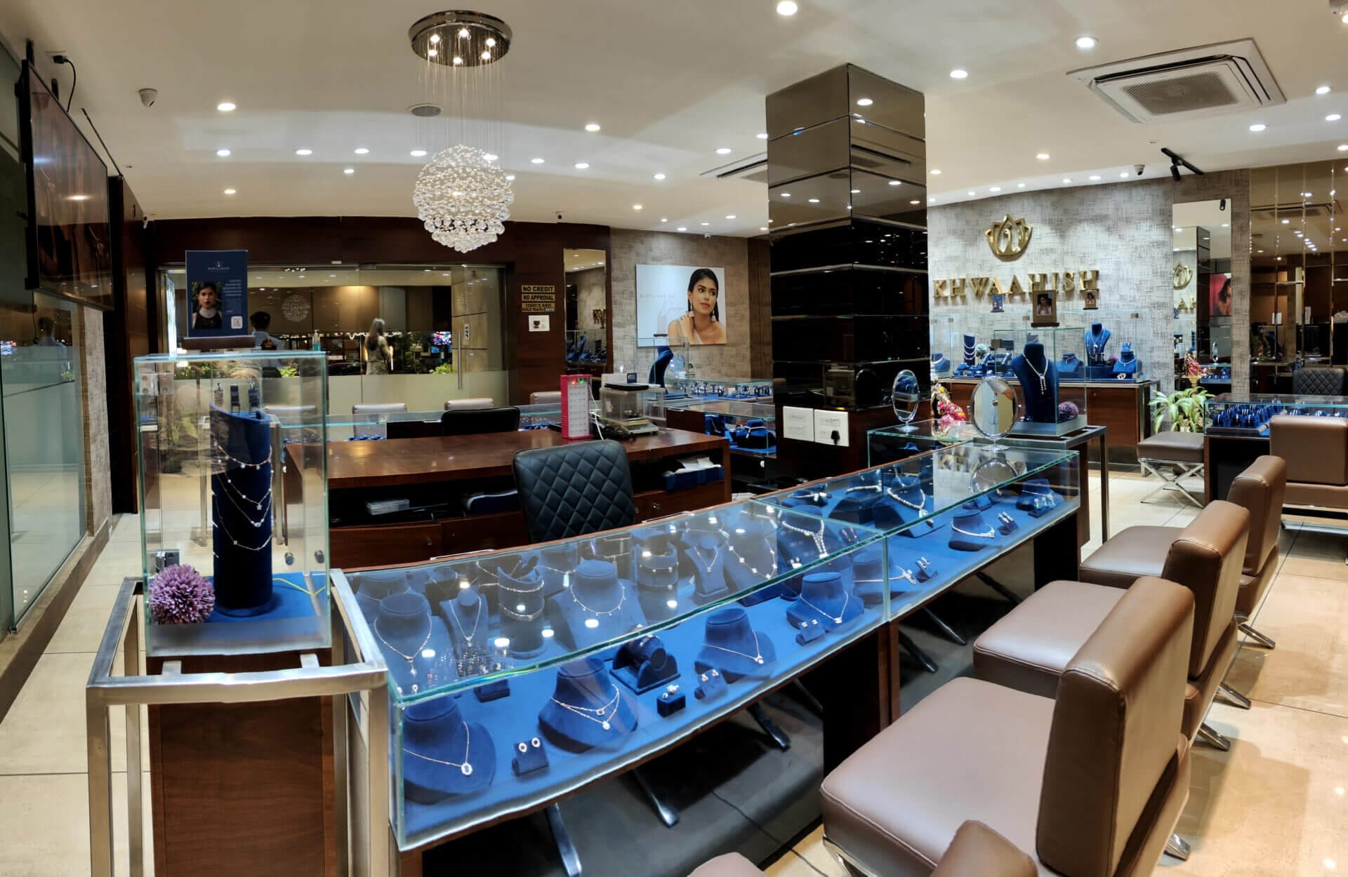 The Address of Jiangshan Shunda Hardware Store