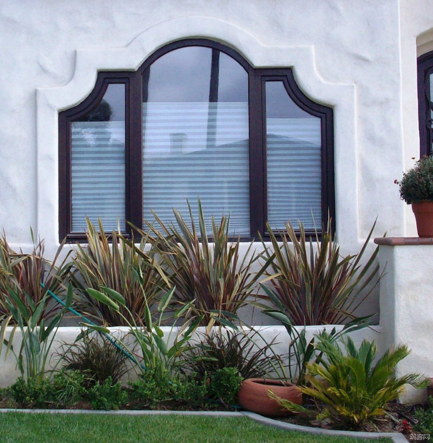 Custom-made Windows and Doors from Metal for Your Home