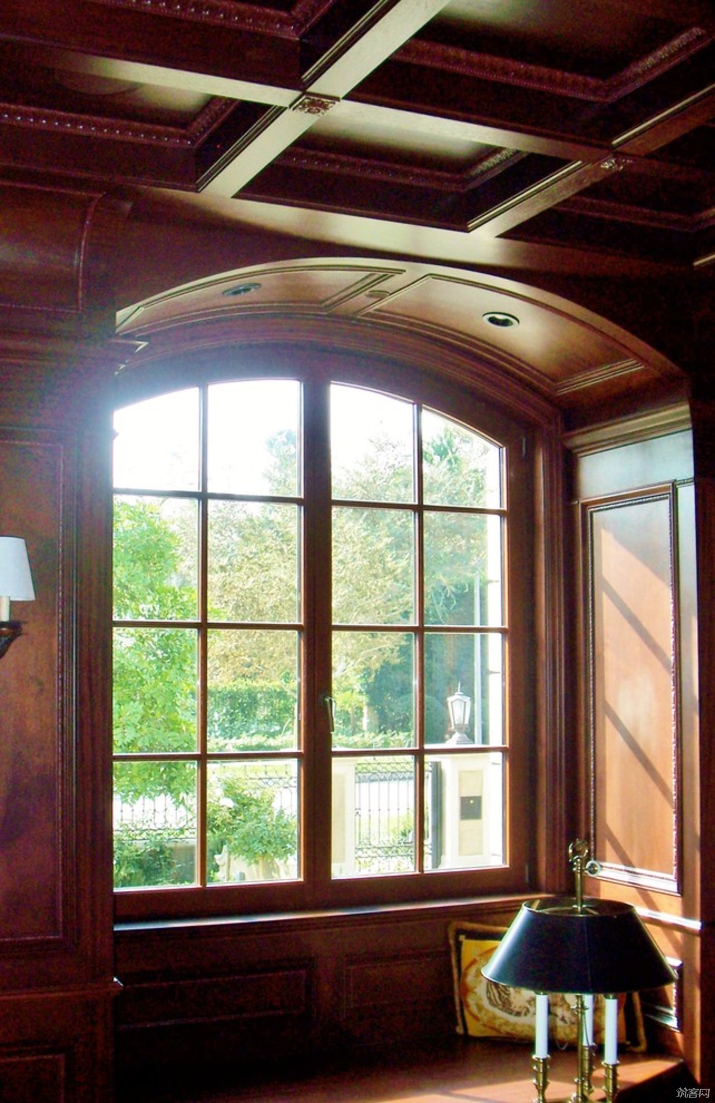 Custom-made Windows and Doors from Metal for Your Home