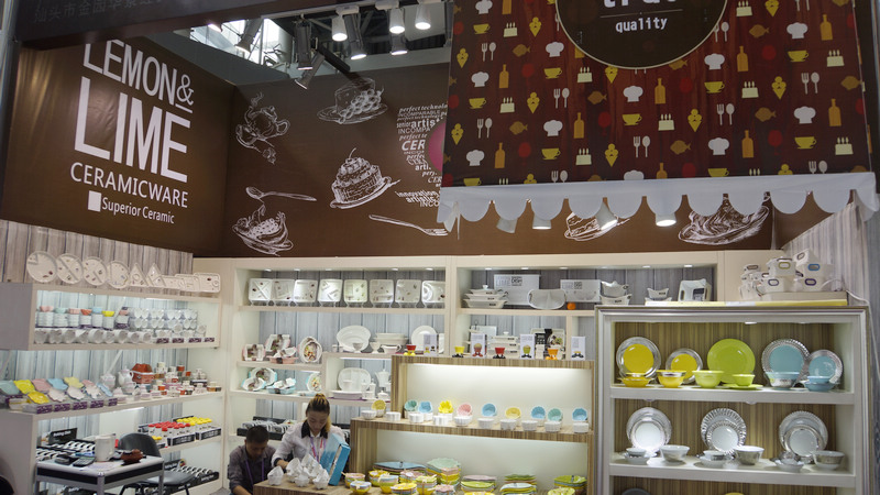 Micro Hardware Accessories Store in Qijiang District