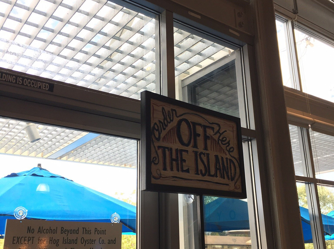 Xichongs Lush Island Hardware Store: An Oasis of Excellence