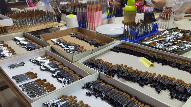 aa五金批发姐，The Empowerment of a Wholesale Entrepreneur